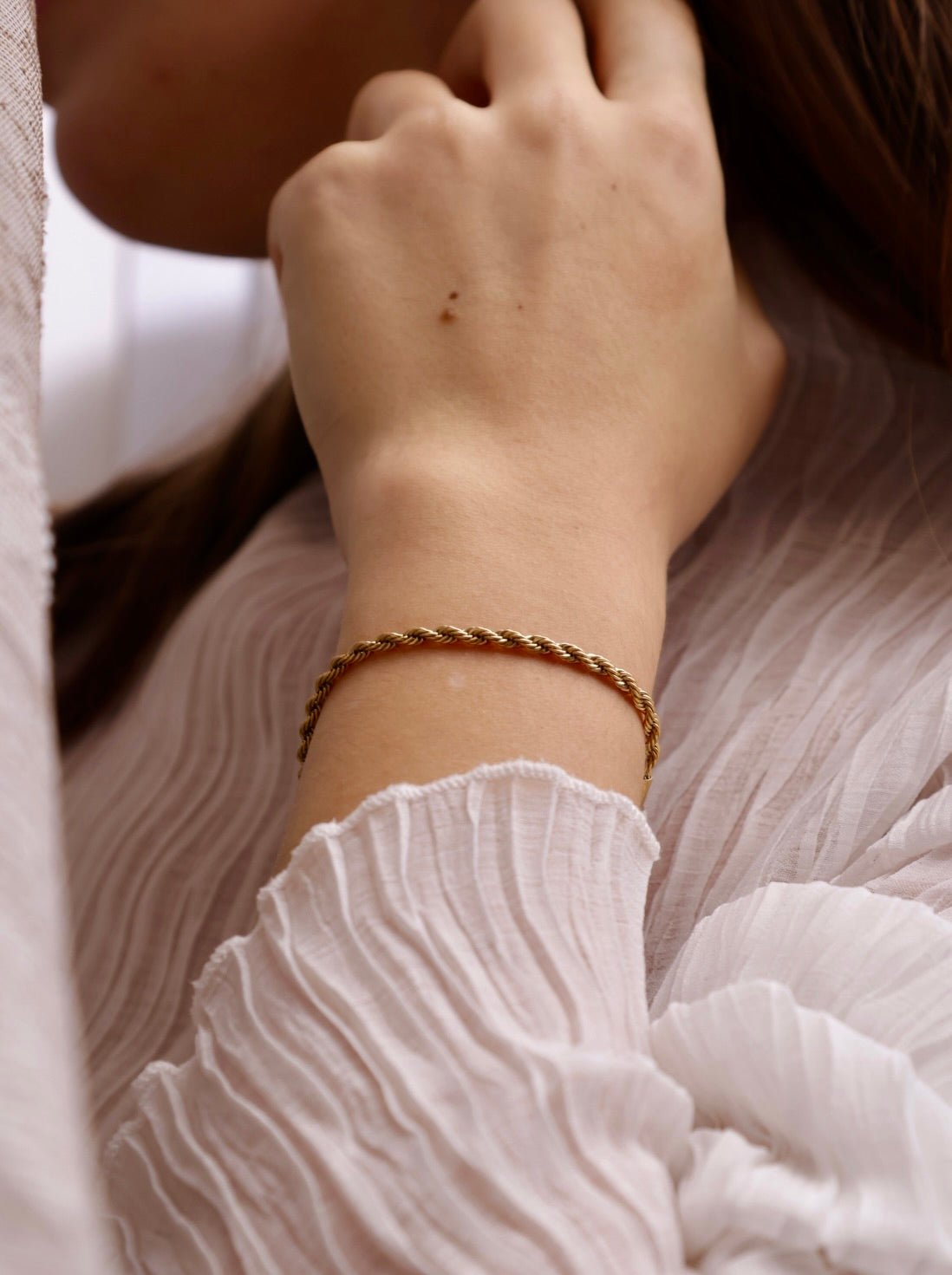 AMORE ROPE CHAIN BRACELET