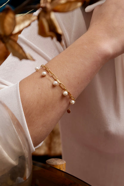 BRACELET EN PERLES D'EAU DOUCE ALBA